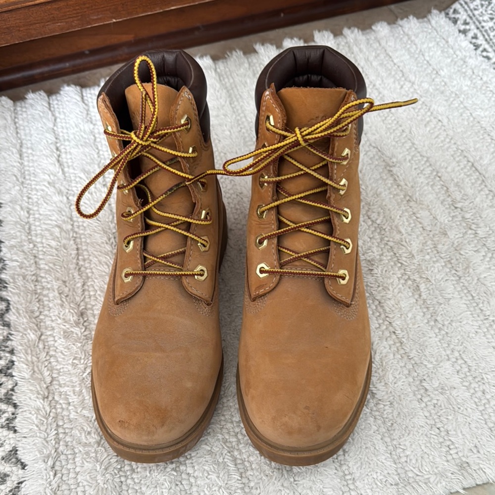 Timberland waterproof boots size 8